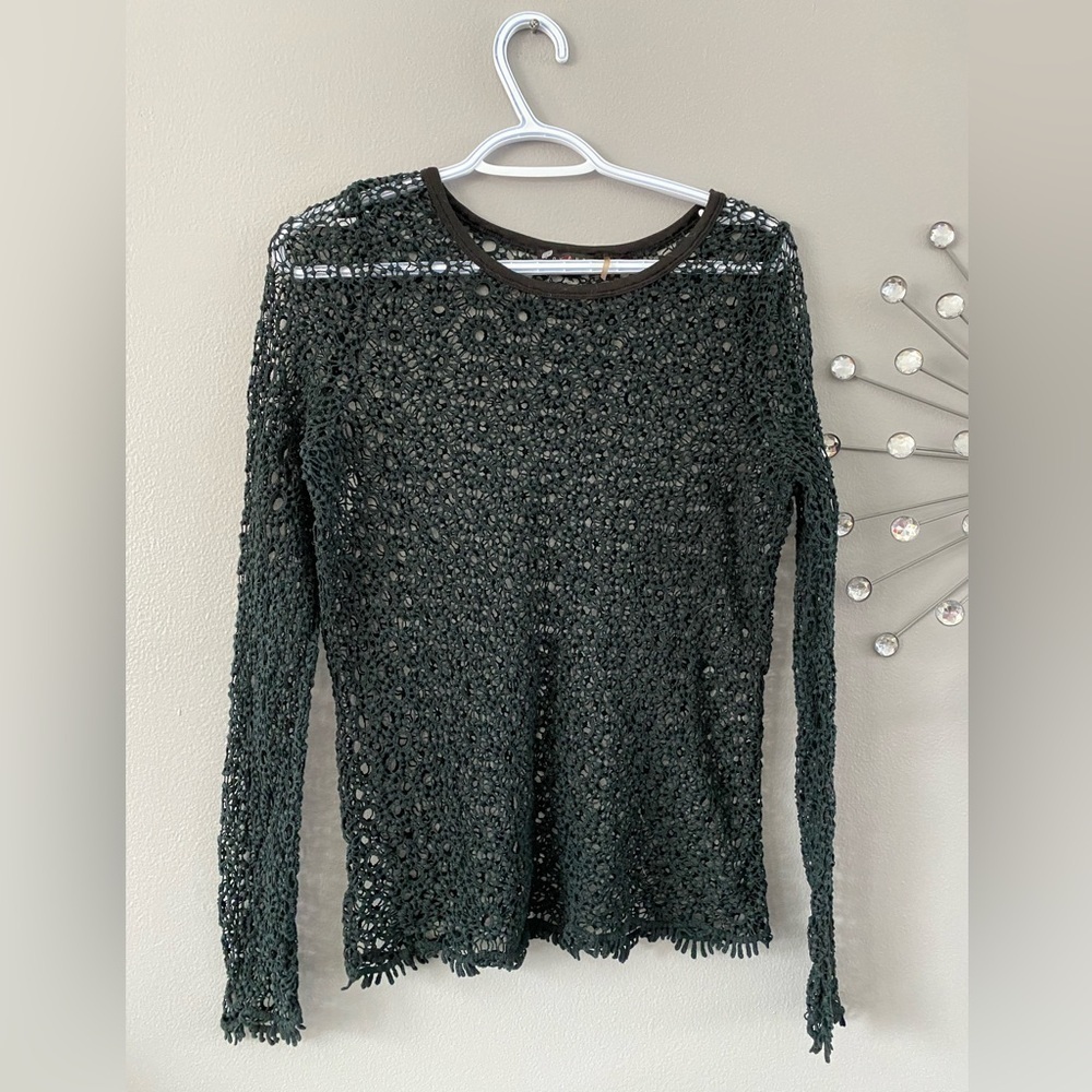 Cyprus | women’s  top. Small